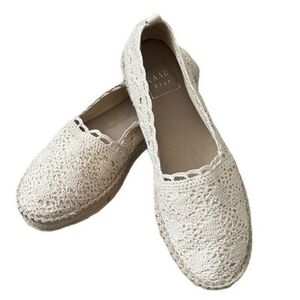 KARRI BLUE Ivory Lace Crochet Platform Espadrille Flats